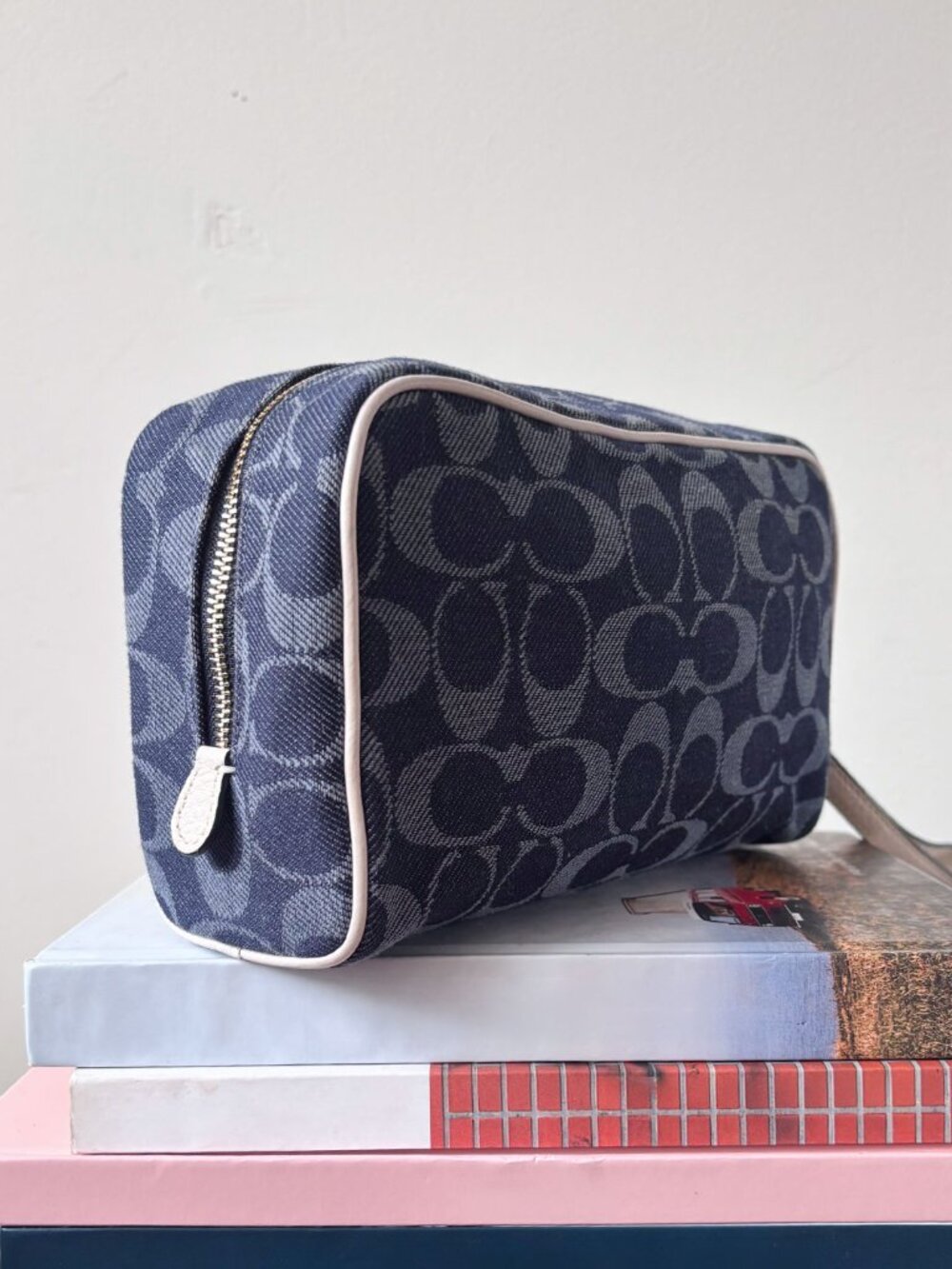 Coach Dempsey Boxy Cosmetic Case 20 Signature Denim Coach Patch - Sold Out - Picture 6 of 6